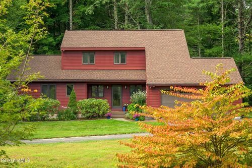 8 Crimson Ln, Great Barrington, MA, 01236 | Card Image