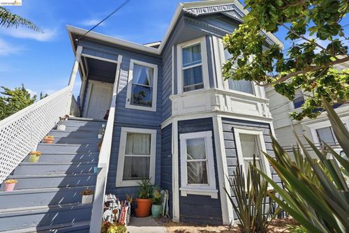 1072 56th St, Oakland, CA, 94608 | Card Image