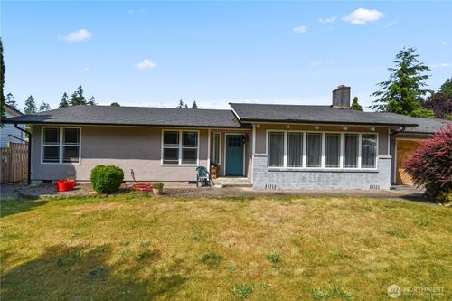 2407 255th St Nw, Stanwood, WA, 98292-9204 | Card Image