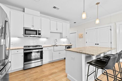 unit-110-57 Long Point Rd, Lakeville, MA, 02347-2154 | Card Image