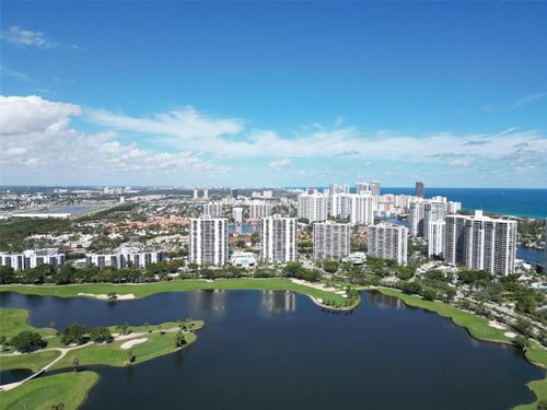 apt-1006-3675 N Country Club Dr, Aventura, FL, 33180-1706 | Card Image
