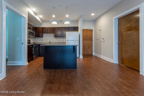 213-110 S Campbell St, Louisville, KY, 40206-1681 | Card Image