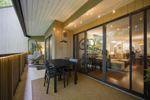 202-3187 Mountain Highway, North Vancouver, BC, V7K2H4 | Card Image