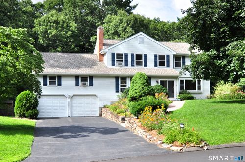 117 Hollow Brook Rd, Windsor, CT, 06095-1209 | Card Image