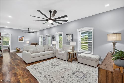 3824 Helms Ct, Fort Myers, FL, 33905-8202 | Card Image