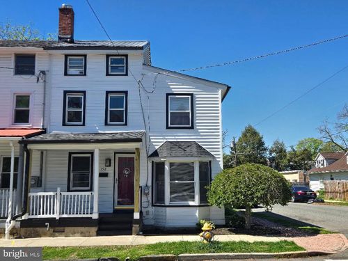 152 Mount Holly Ave, Mount Holly, NJ, 08060-1823 | Card Image