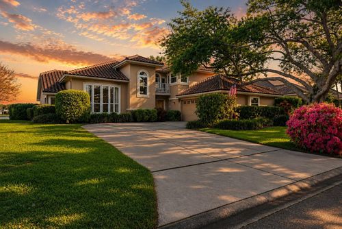 4731 Coconut Palm Cir Ne, ST PETERSBURG, FL, 33703-3145 | Card Image