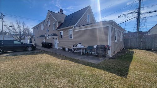 140 Vulcan St, Buffalo, NY, 14207-1116 | Card Image