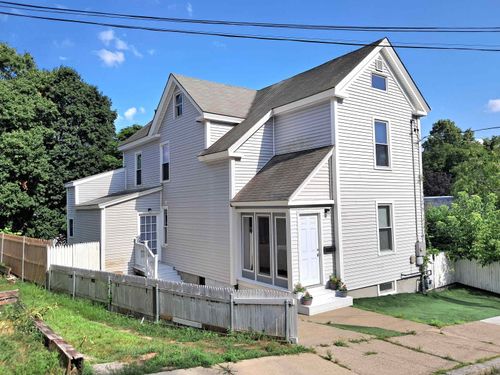 43 Cross St, Nashua, NH, 03064-2410 | Card Image