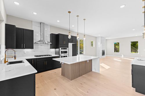 338 S Ohio Ave, Columbus, OH, 43205-2378 | Card Image