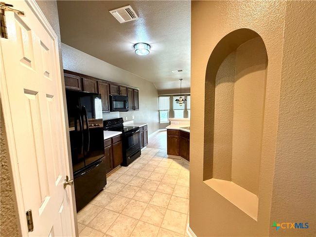213 Summerside Ave, House other with 3 bedrooms, 2 bathrooms and null parking in Lockhart TX | Image 23