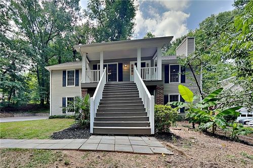 2169 Winding Creek Ln Sw, Marietta, GA, 30064-2833 | Card Image
