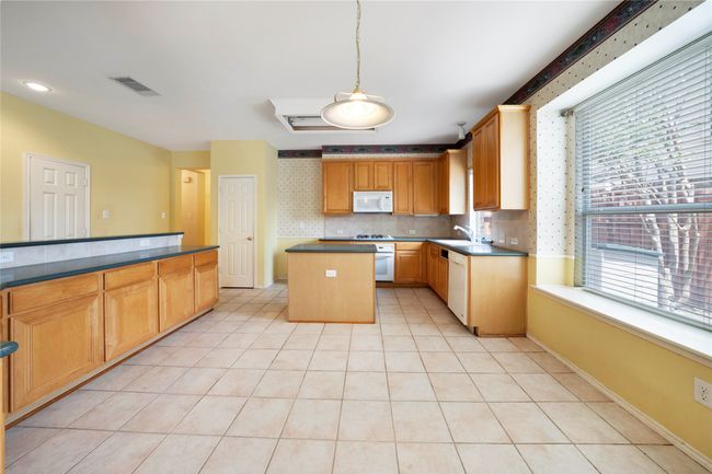 8201 Fountain Ridge Dr, House other with 4 bedrooms, 2 bathrooms and null parking in Plano TX | Image 14