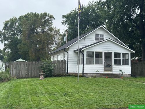 107 W Locust Street, Nickerson, NE, 68044 | Card Image