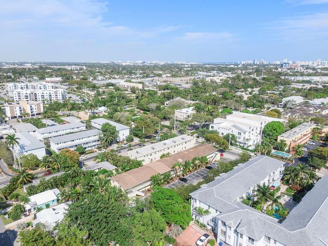 10 - 2741 Ne 8th Avenue, Condo with 2 bedrooms, 1 bathrooms and null parking in Wilton Manors FL | Image 22