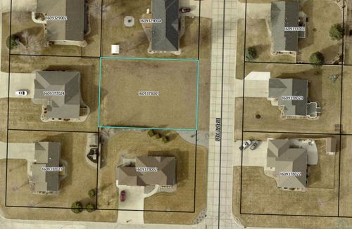 1651 5th Ave Se, Sioux Center, IA, 51250-2912 | Card Image