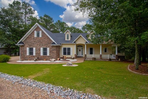 7 Vencedor Way, Hot Springs Village, AR, 71909-7876 | Card Image