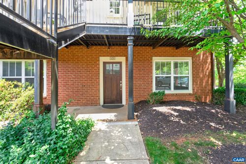 101-1915 Beechcrest Ct, CHARLOTTESVILLE, VA, 22903-6627 | Card Image