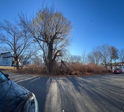 6 Beverly St, Revere, MA, 02151-4814 | Card Image