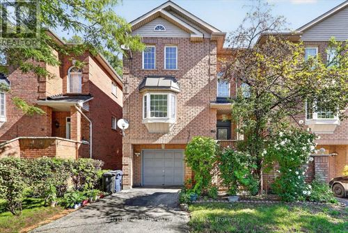 28 Eli Shackleton Court, Toronto (West Hill), ON, M1E5K3 | Card Image