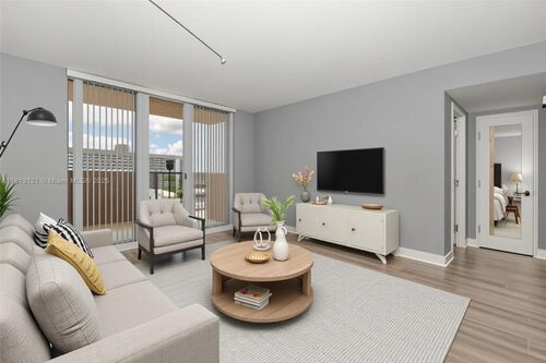 rp817-777 S Federal Hwy, Pompano Beach, FL, 33062-5968 | Card Image