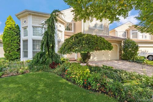 11 Bayview Dr, Plainview, NY, 11803-1533 | Card Image