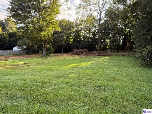 1464 S Wilson Rd, Radcliff, KY, 40160-1646 | Card Image