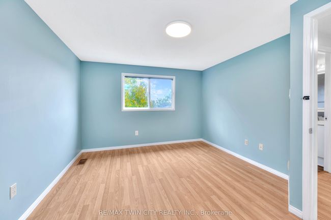 44 Cole Rd, House attached with 3 bedrooms, 2 bathrooms and 3 parking in Guelph ON | Image 20