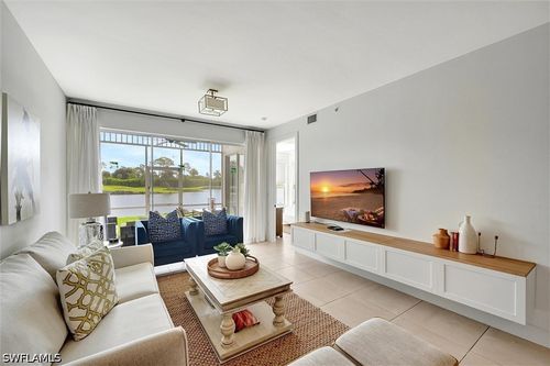 1513-7885 Mahogany Run Ln, NAPLES, FL, 34113-1749 | Card Image
