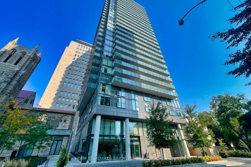 711-99 Foxbar Road, Toronto, ON, M4V0B2 | Card Image