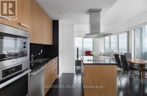 4011-8 The Esplanade Avenue, Toronto (Waterfront Communities), ON, M5E0A6 | Card Image