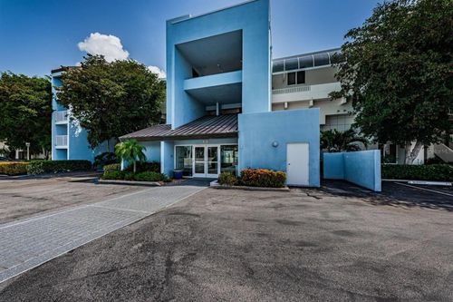 220-5151 Isla Key Blvd S, ST PETERSBURG, FL, 33715-1614 | Card Image