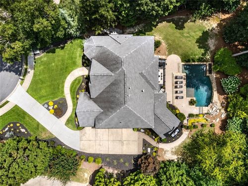 525 Tiverton Ct, Alpharetta, GA, 30009-7164 | Card Image