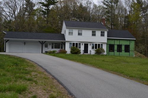 230 West St, Paxton, MA, 01612-1004 | Card Image