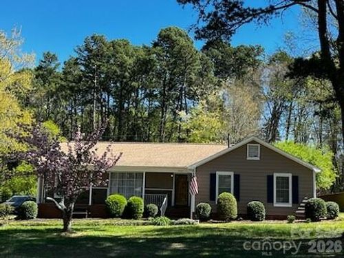13547 Idlefield Ln, Matthews, NC, 28105-3630 | Card Image