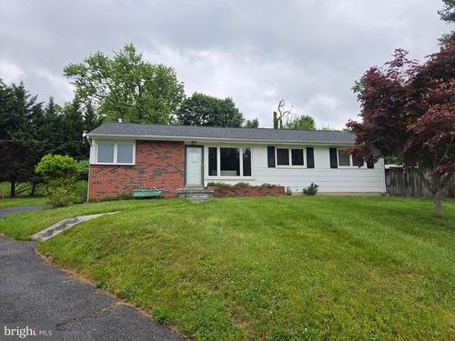 10 Harmon Rd, Owings Mills, MD, 21117-3813 | Card Image