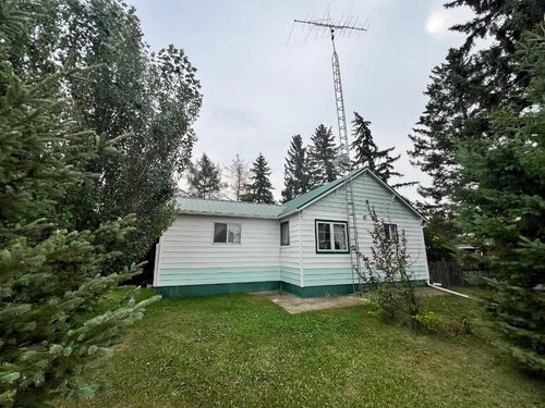 114 Reid Street, Heisler, AB, T0B2A0 | Card Image