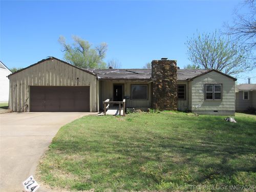 324 Edgewood Ave, Bartlesville, OK, 74006-2111 | Card Image