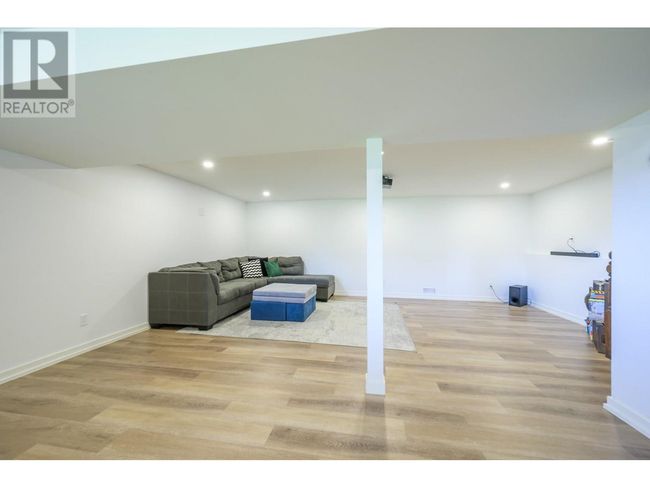 1737 Pennask Terr, House other with 4 bedrooms, 3 bathrooms and 1 parking in Kamloops BC | Image 24
