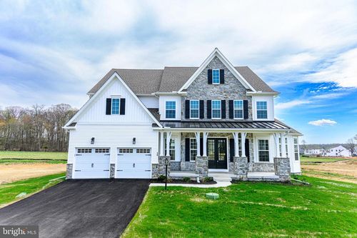 16 Mcknight Farm Ln, GLENMOORE, PA, 19343-1629 | Card Image