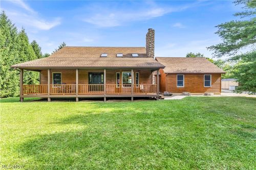 6999 Spencer Lake Rd, Medina, OH, 44256-8543 | Card Image