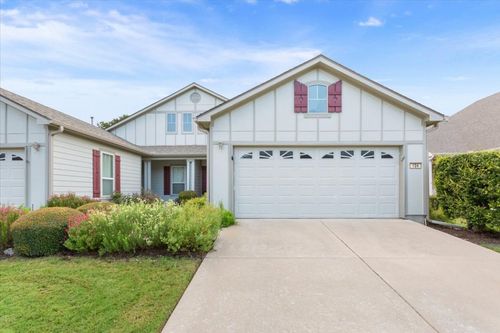 104 Bowie Cir, Georgetown, TX, 78633-5035 | Card Image