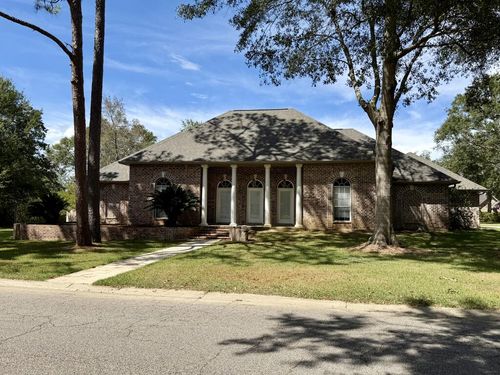 1006 Woods Rd, Picayune, MS, 39466-2162 | Card Image