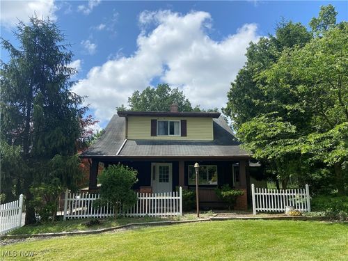 4520 E Wallings Rd, Broadview Heights, OH, 44147-1511 | Card Image