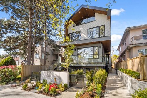 681 18th Ave W, Vancouver, BC, V5Z1V9 | Card Image