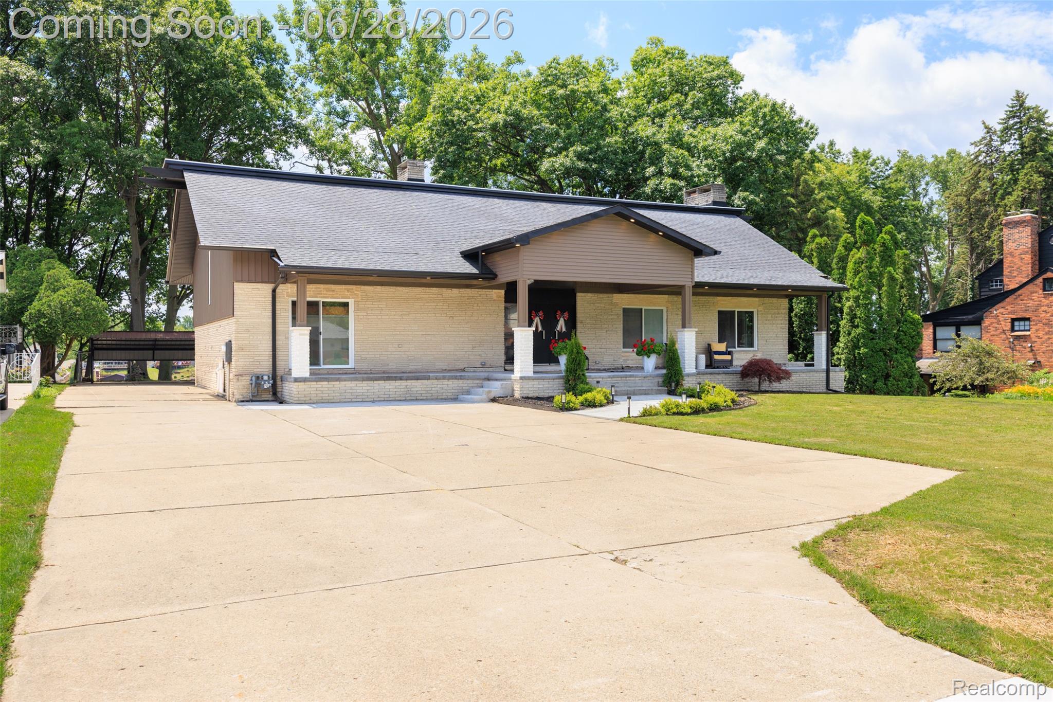 Residential in Van Buren Charter Township