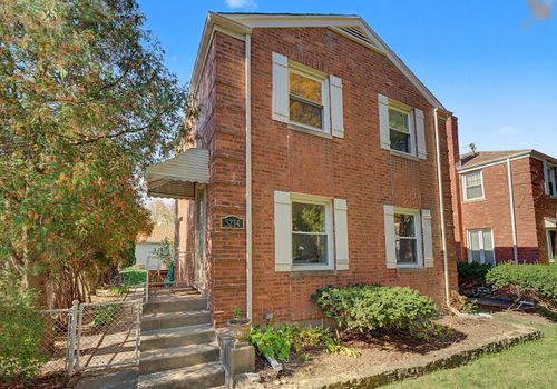 5214 Oleander Pkwy, Chicago, IL, 60656-1714 | Card Image