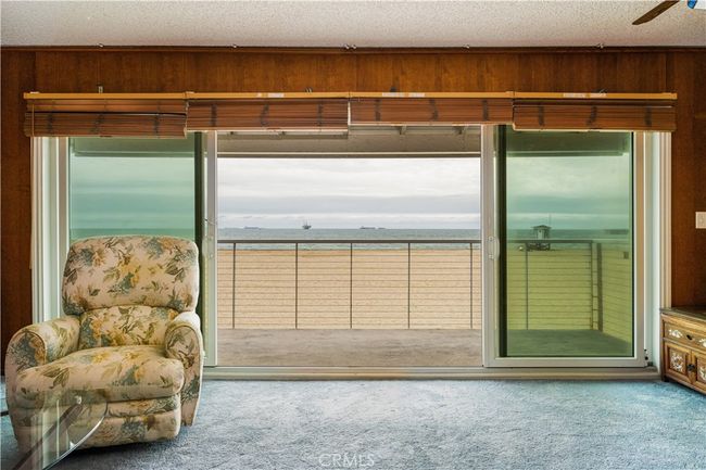 1207 Seal Way, Home with 6 bedrooms, 4 bathrooms and 2 parking in Seal Beach CA | Image 4