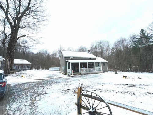 262 Dwyers Camp Road, Shaftsbury, VT, 05262 | Card Image