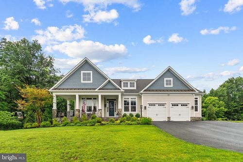 9801 Thoroughbred Rd, WARRENTON, VA, 20187-2617 | Card Image